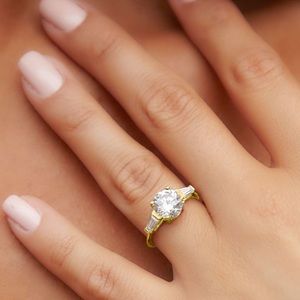 SAVVY CI JEWELS 18K Gold Engagement Ring NWT